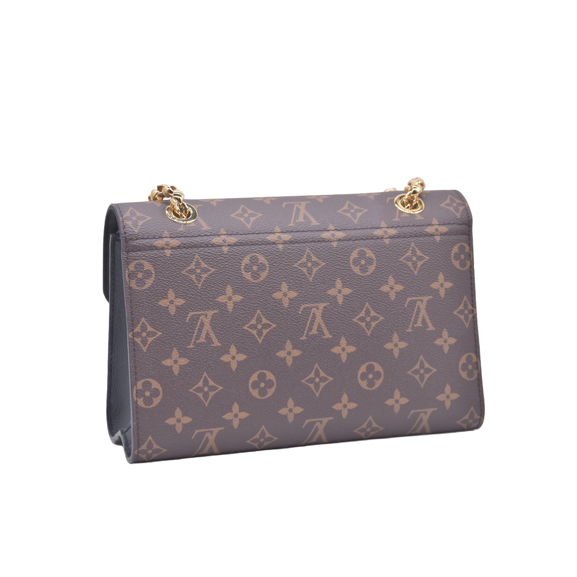 $2830 2018 Louis Vuitton Monogram Victoire Black CA4138