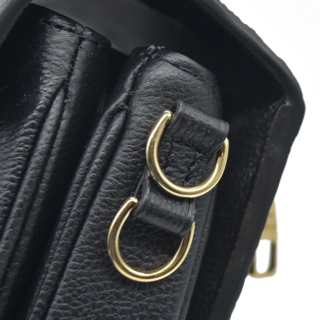 $3250 Louis Vuitton LV Monogram Pochette Métis East West