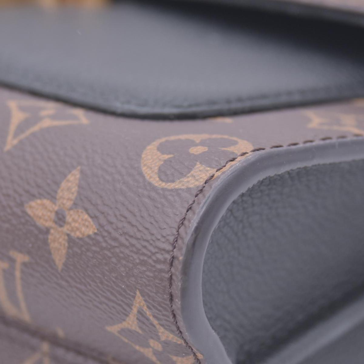 $2830 2018 Louis Vuitton Monogram Victoire Black CA4138