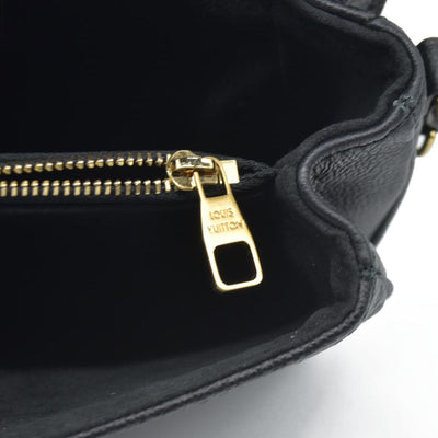 $3250 Louis Vuitton LV Monogram Pochette Métis East West