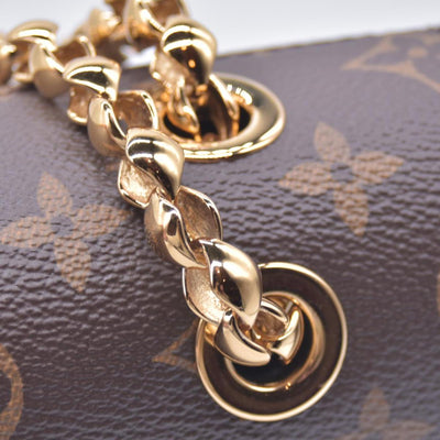 $2830 2018 Louis Vuitton Monogram Victoire Black CA4138