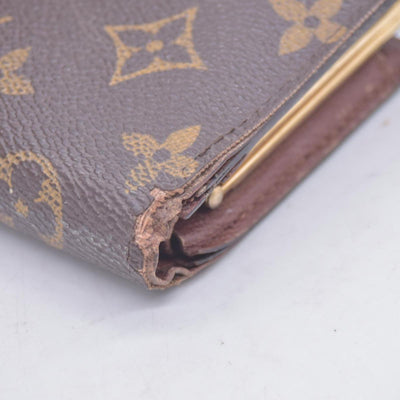 $730 LOUIS VUITTON Monogram French Wallet CONSIGNMENT 10021463