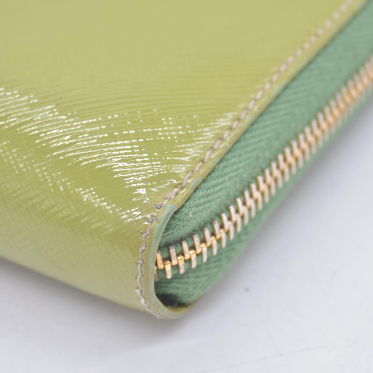$650 PRADA Lime Green Patent Leather Triangle Logo Zip Wallet CONSIGNMENT 10021459
