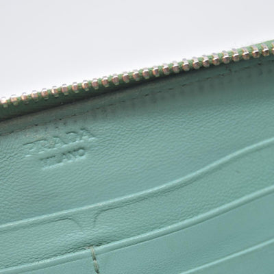 $650 PRADA Lime Green Patent Leather Triangle Logo Zip Wallet CONSIGNMENT 10021459