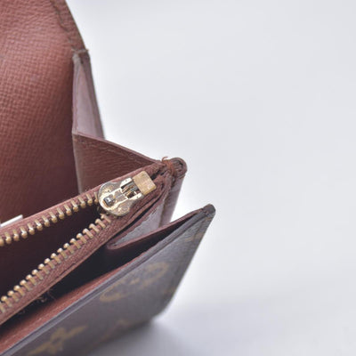 $725 LOUIS VUITTON Monogram Porte-Feuille International Wallet CONSIGNMENT 10021462