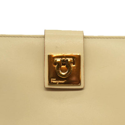 Salvatore Ferragamo Gancini Clip Leather Long Bifold Wallet Ivory CONSIGNMENT 10020992