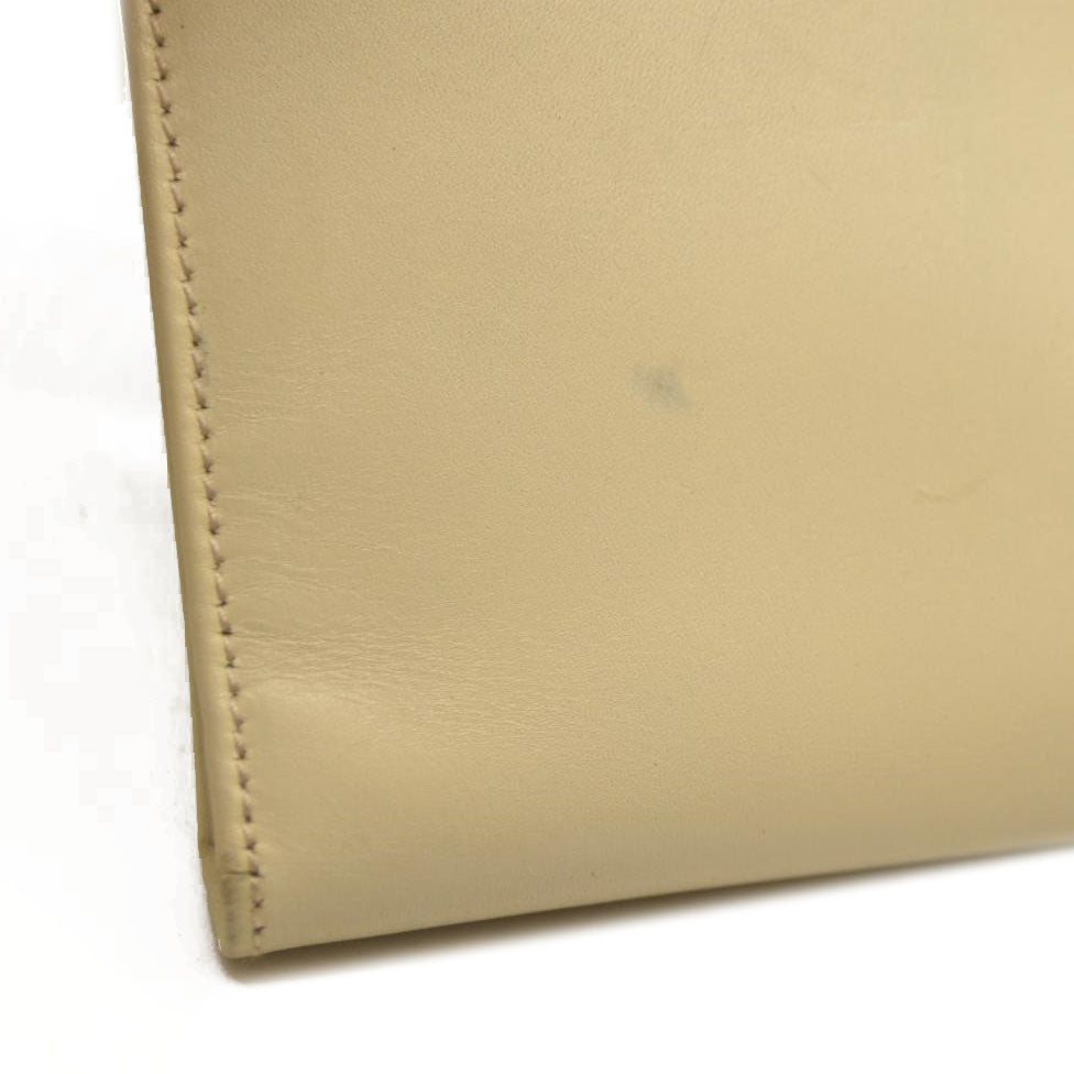 Salvatore Ferragamo Gancini Clip Leather Long Bifold Wallet Ivory CONSIGNMENT 10020992