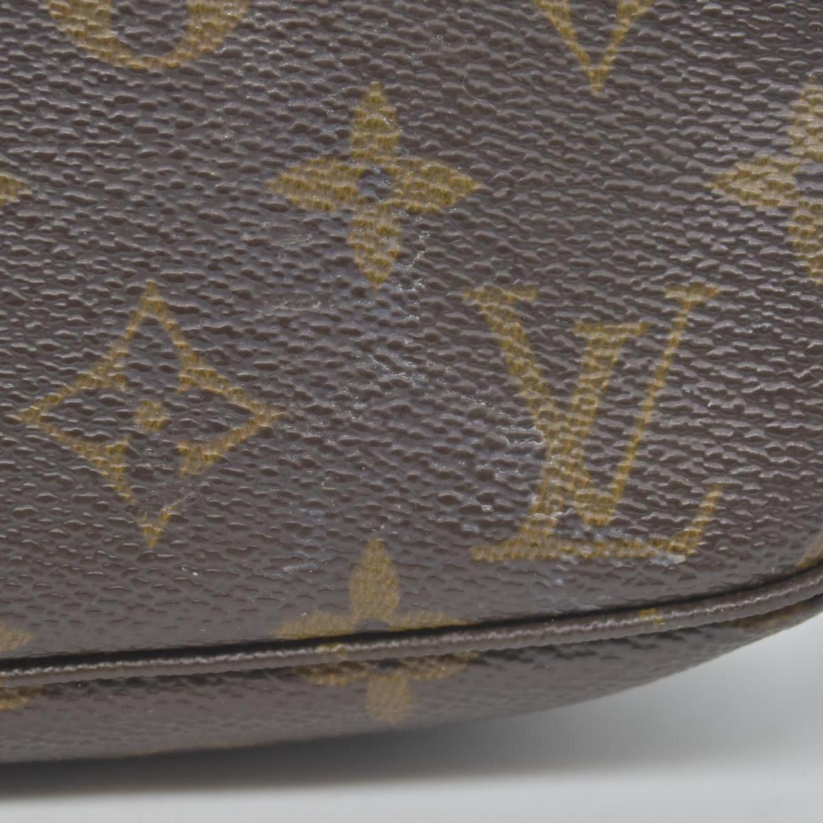 $1290 2000 Louis Vuitton LV Pochette Accessoires Brown Monogram CA0070