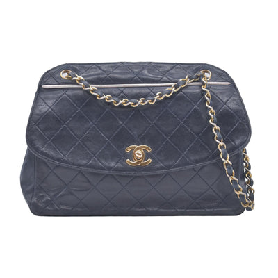 Chanel 1989-1991 Navy Lambskin Quilted Flap Bag 24k Gold Hardware CONSIGNMENT