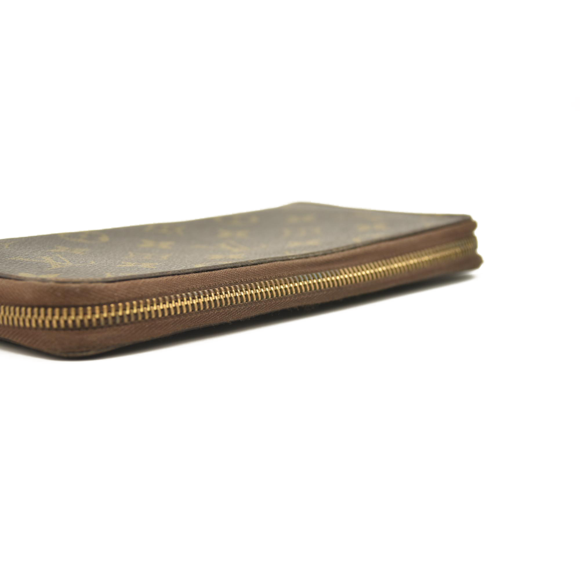 LOUIS VUITTON Monogram Zippy Organizer Wallet