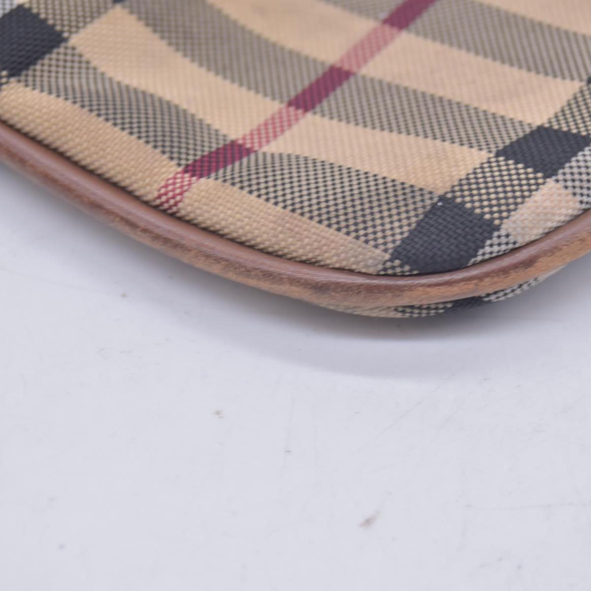 $695  WELL WORN Burberry Horseferry Check Peyton Crossbody Clutch Bag Black CONSIGNMENT