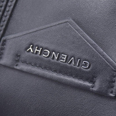 $1650 Givenchy  Antigona Soft Small Leather Bag CONSIGNMENT