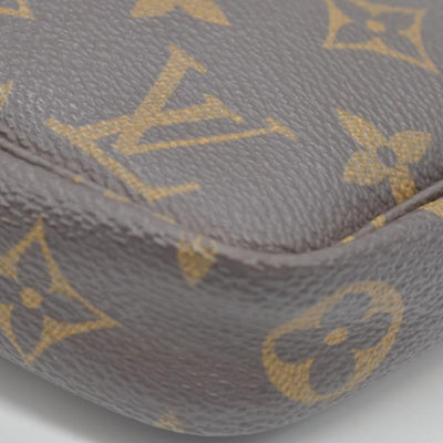 $1290 1999 Louis Vuitton LV Pochette Accessoires Brown Monogram AR0969