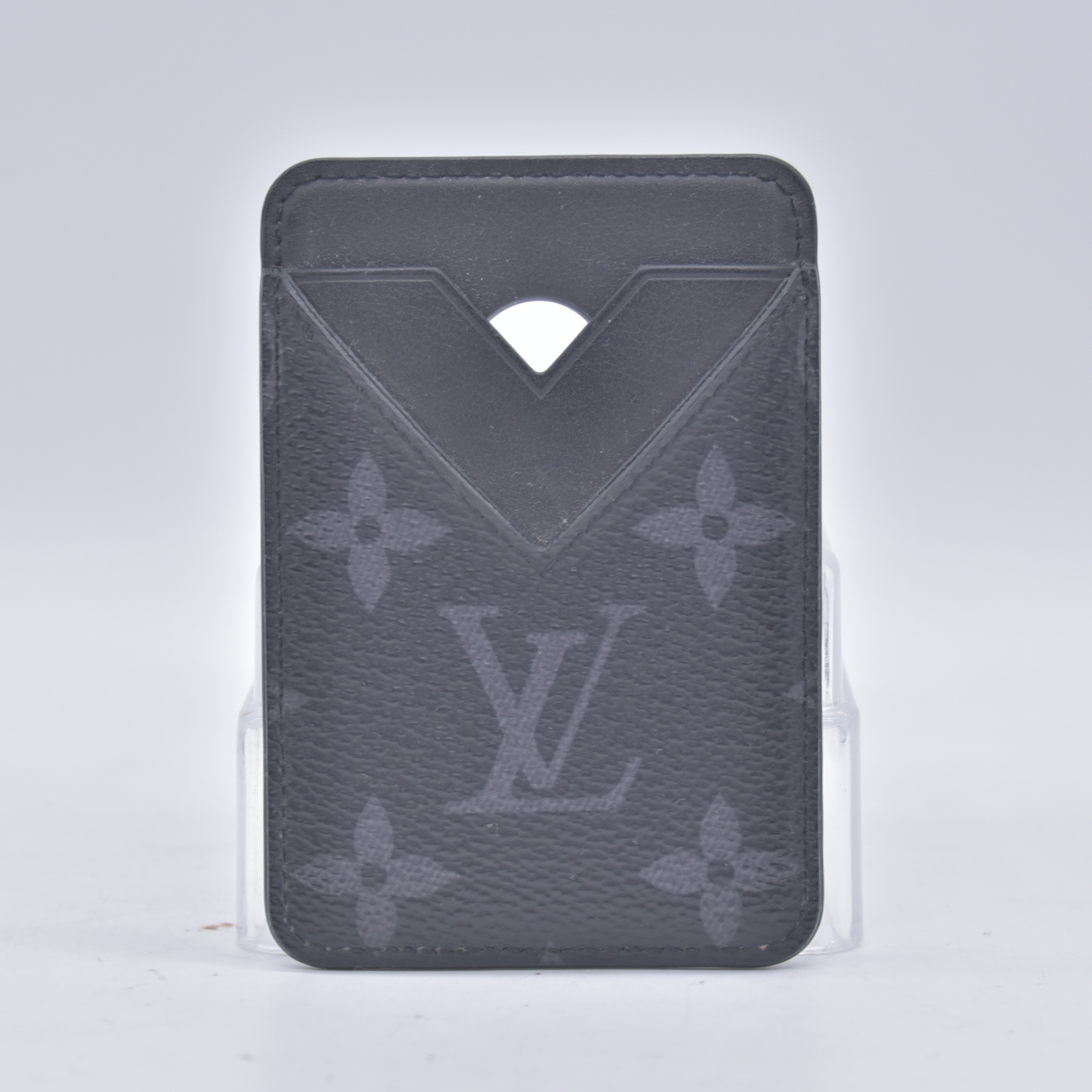 $445 2025 Louis Vuitton Monogram Eclipse Magsafe Card Holder NE2215