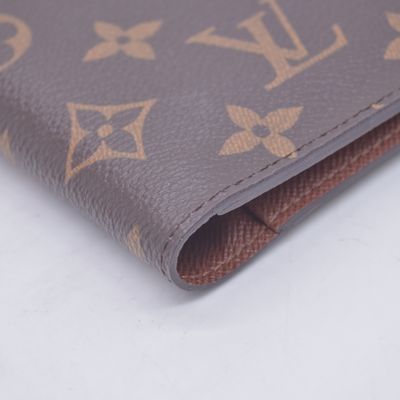 $400 2011 Louis Vuitton Monogram Passport Cover CA4121