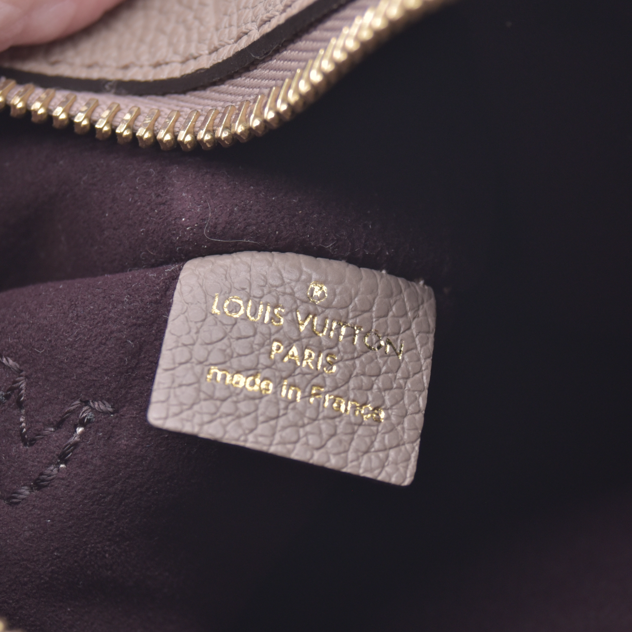 $1200 RFID Louis Vuitton Empreinte Monogram Giant Neverfull MM Pochette Tourterelle