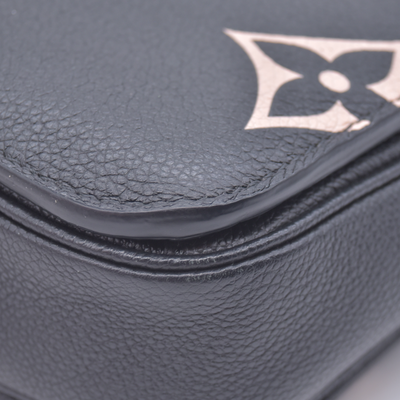 $3300 Louis Vuitton BiColor Pochette Metis Black Cream RFID