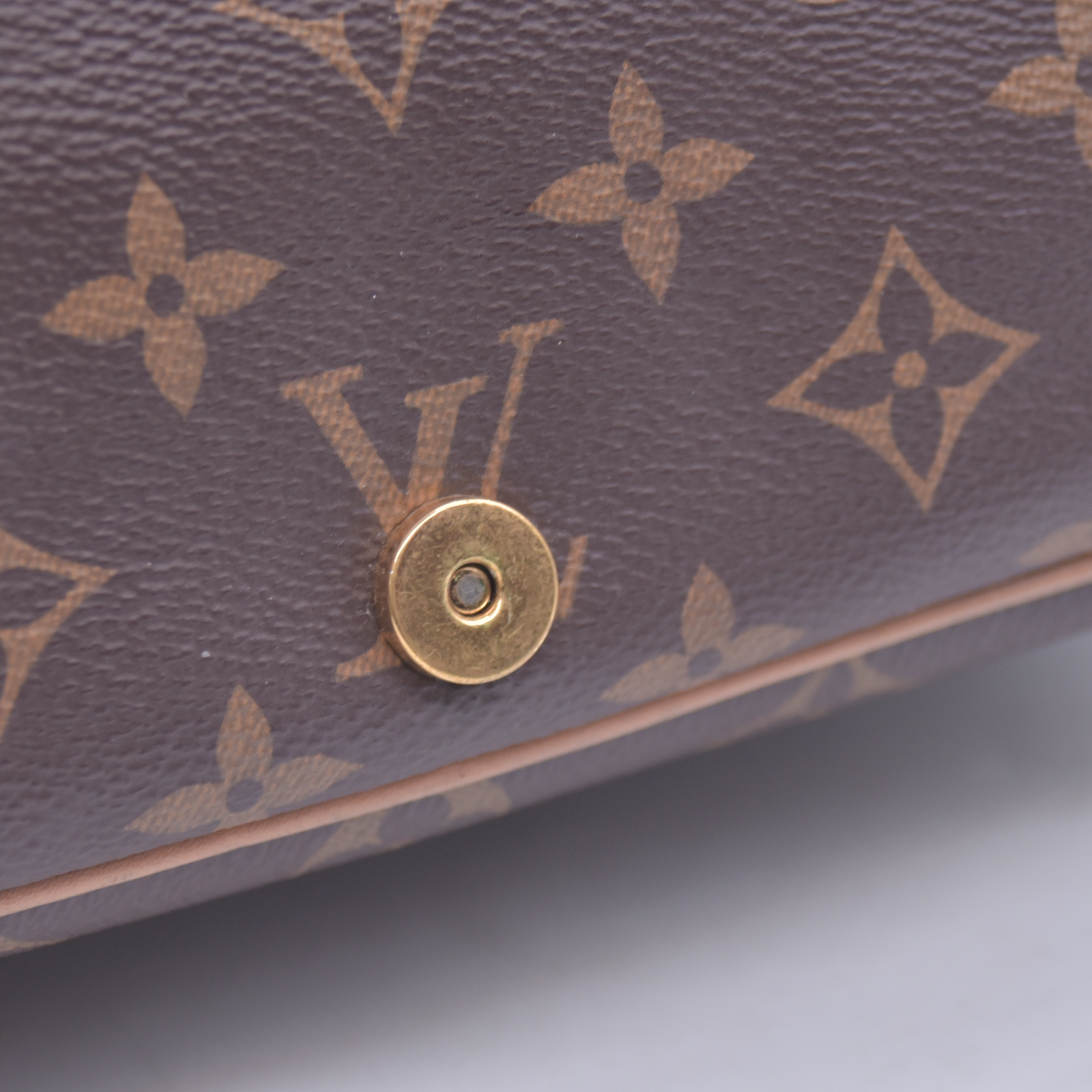 $2700 RFID Louis Vuitton Monogram Diane Black Shoulder Bag