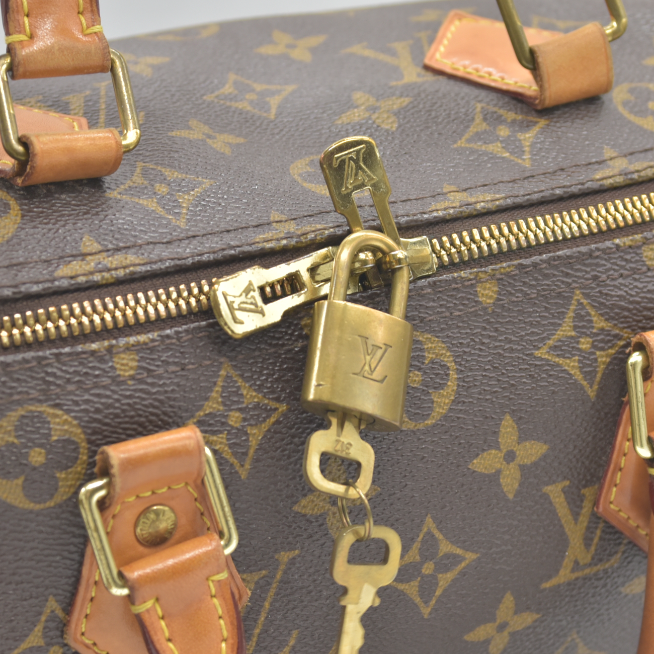$1980 2015 Louis Vuitton  LV Monogram Speedy Bandouliere 30 SD2155