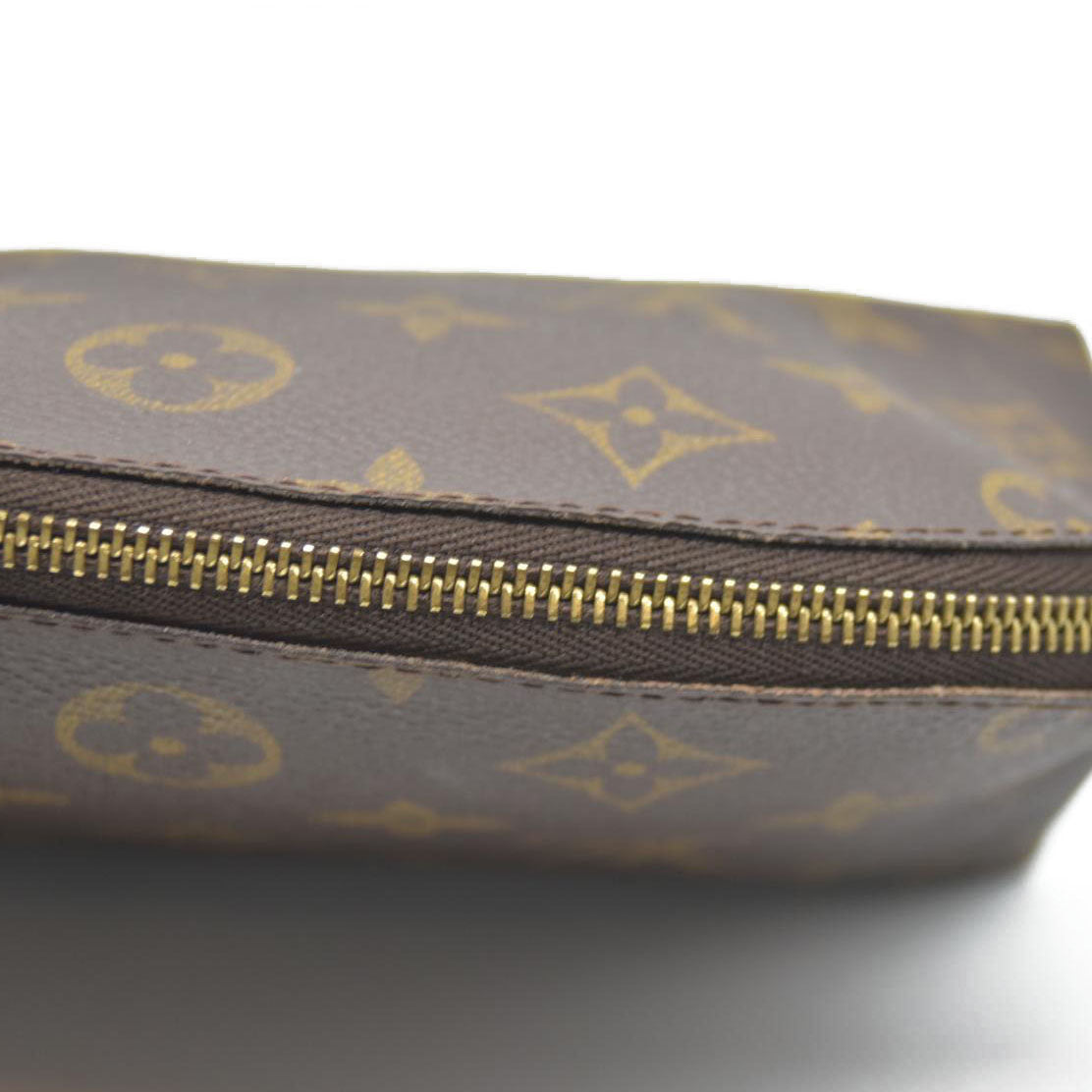 Louis Vuitton Monogram Cosmetic Pouch CA0032