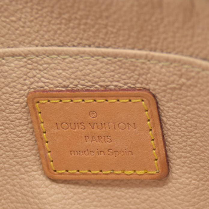 Louis Vuitton Monogram Cosmetic Pouch CA0032