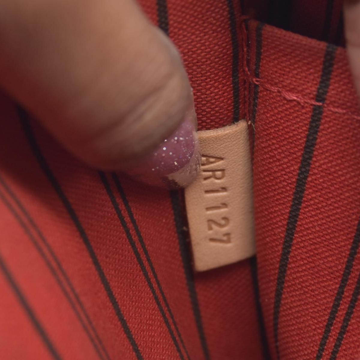 $600 Louis Vuitton Monogram Neverfull MM Cherry Pochette AR1122