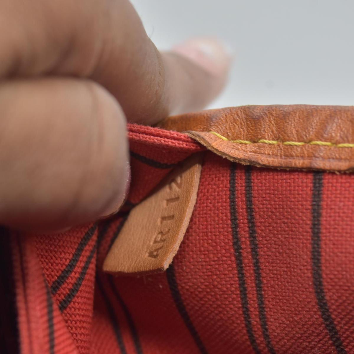 $2170 Louis Vuitton Monogram Neverfull MM Cherry AR1122
