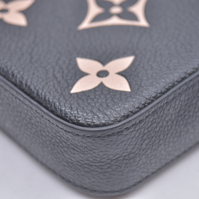 $1950 LOUIS VUITTON  Empreinte Monogram Giant Felicie Pochette Black Beige RFID