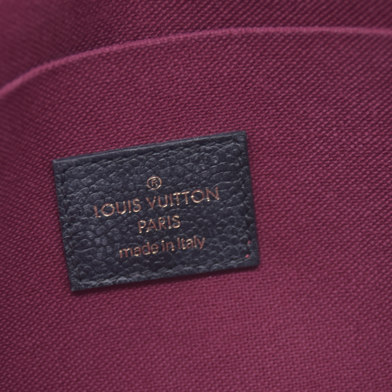$1950 LOUIS VUITTON  Empreinte Monogram Giant Felicie Pochette Black Beige RFID