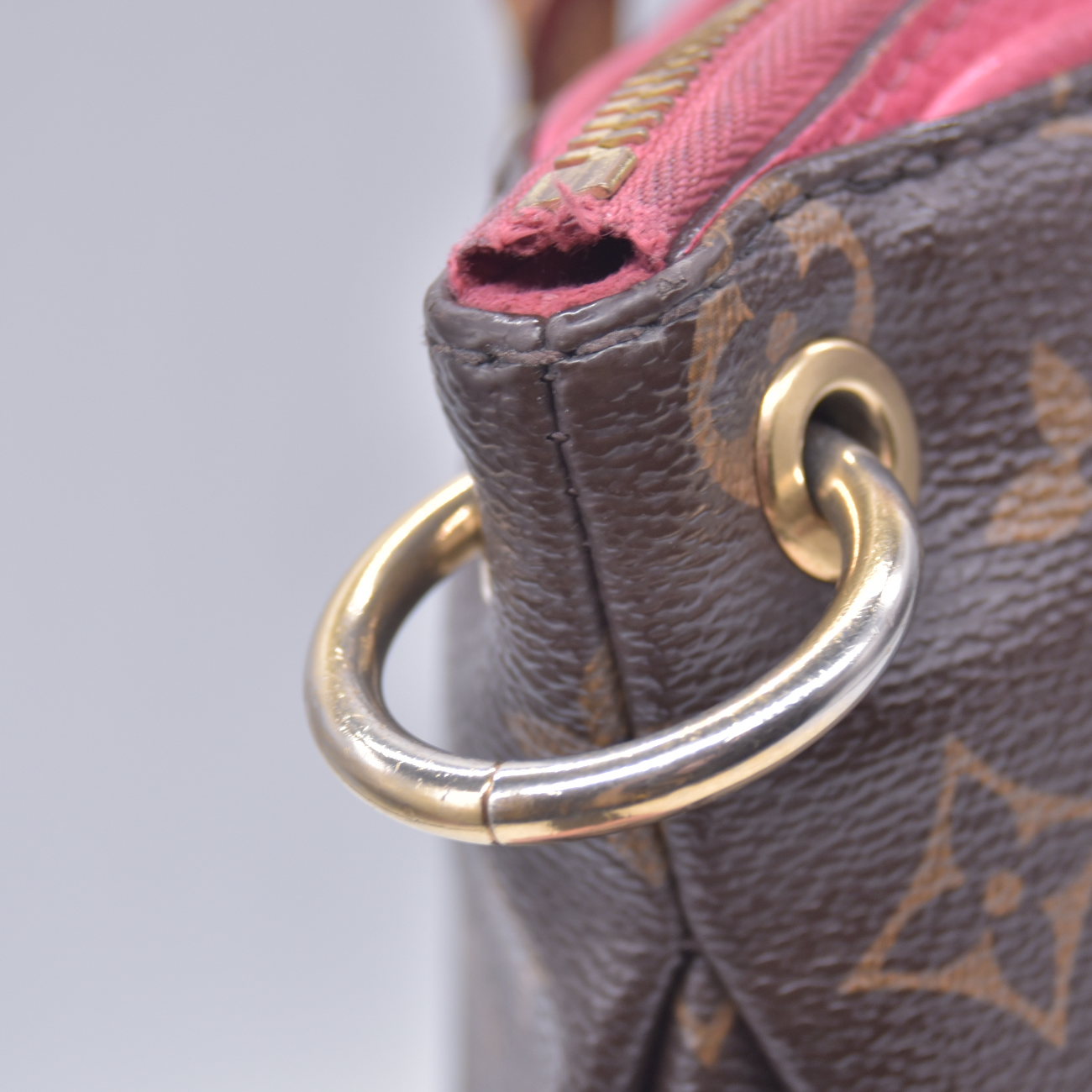 $2760 2015 Louis Vuitton Monogram Pallas Pink SP1115