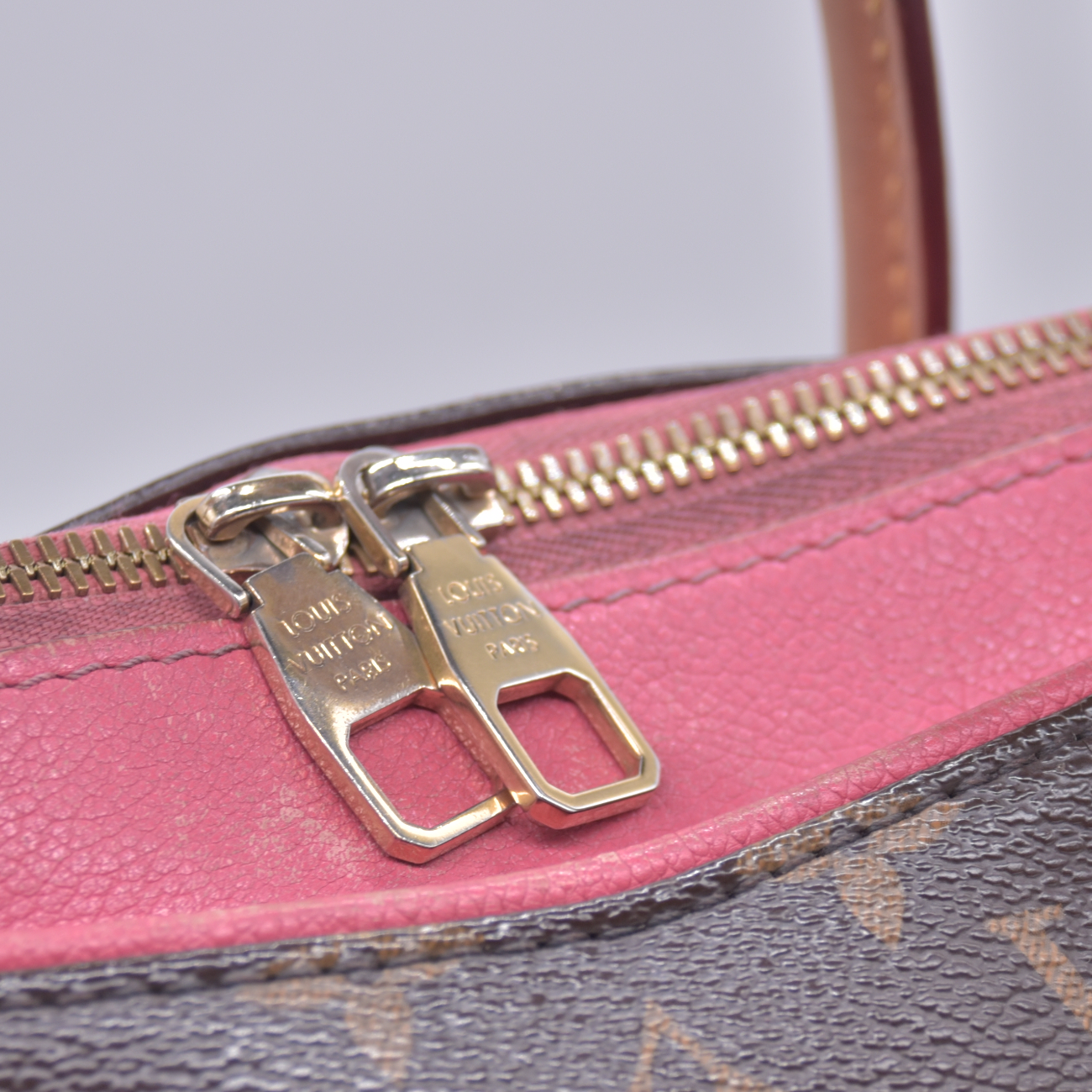 $2760 2015 Louis Vuitton Monogram Pallas Pink SP1115