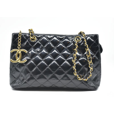 CHANEL Matelasse Chain Shoulder Bag Patent leather Black Gold CC