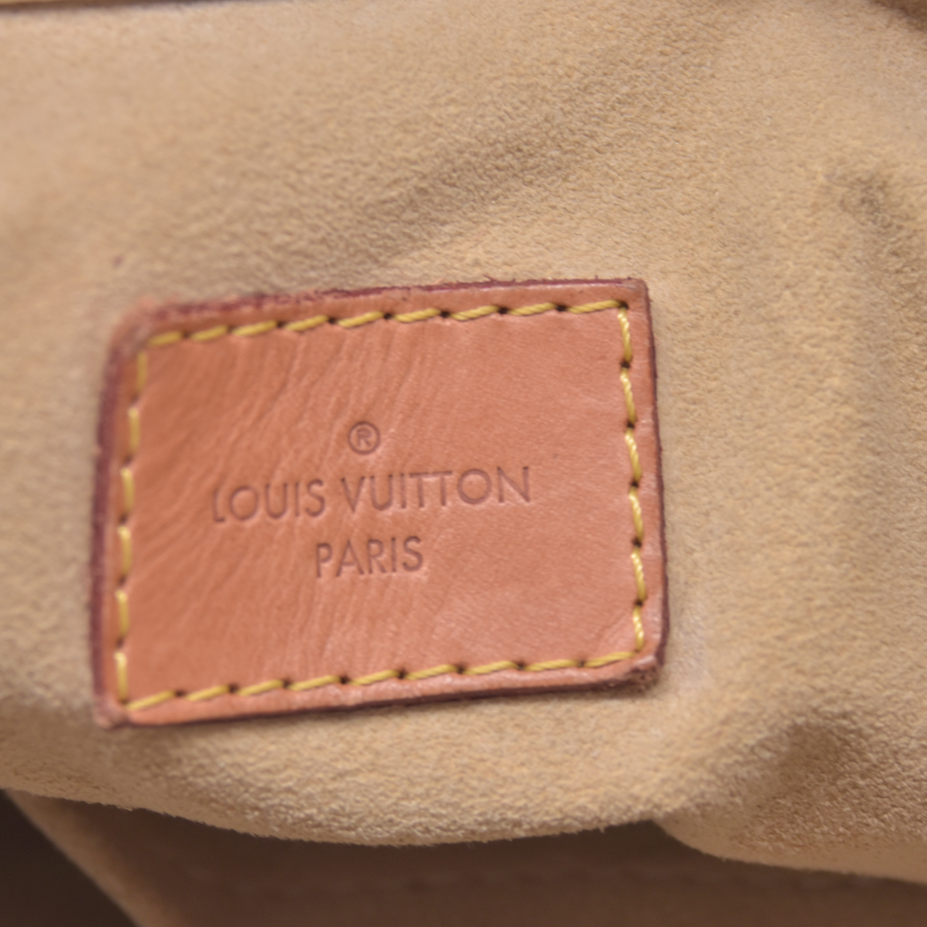 $2500 USA Louis Vuitton Damier Azur Artsy MM Hobo Shoulder Bag