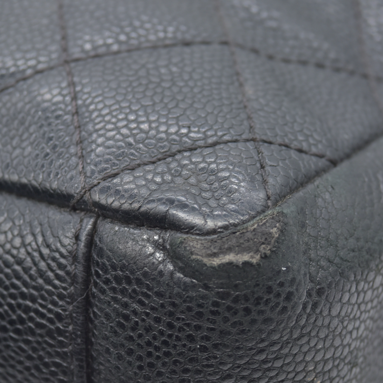$2900 2010 Chanel Grand Shopping Tote (GST) Black Caviar