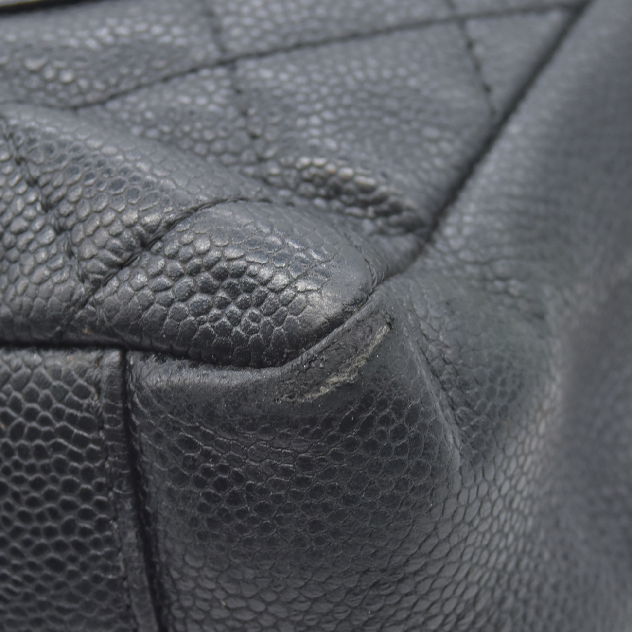 $2900 2010 Chanel Grand Shopping Tote (GST) Black Caviar