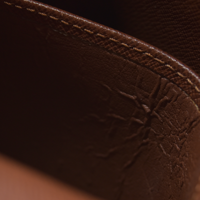 $995 2001 Louis Vuitton Amazone Monogram Crossbody Bag AR0021 CONSIGNMENT
