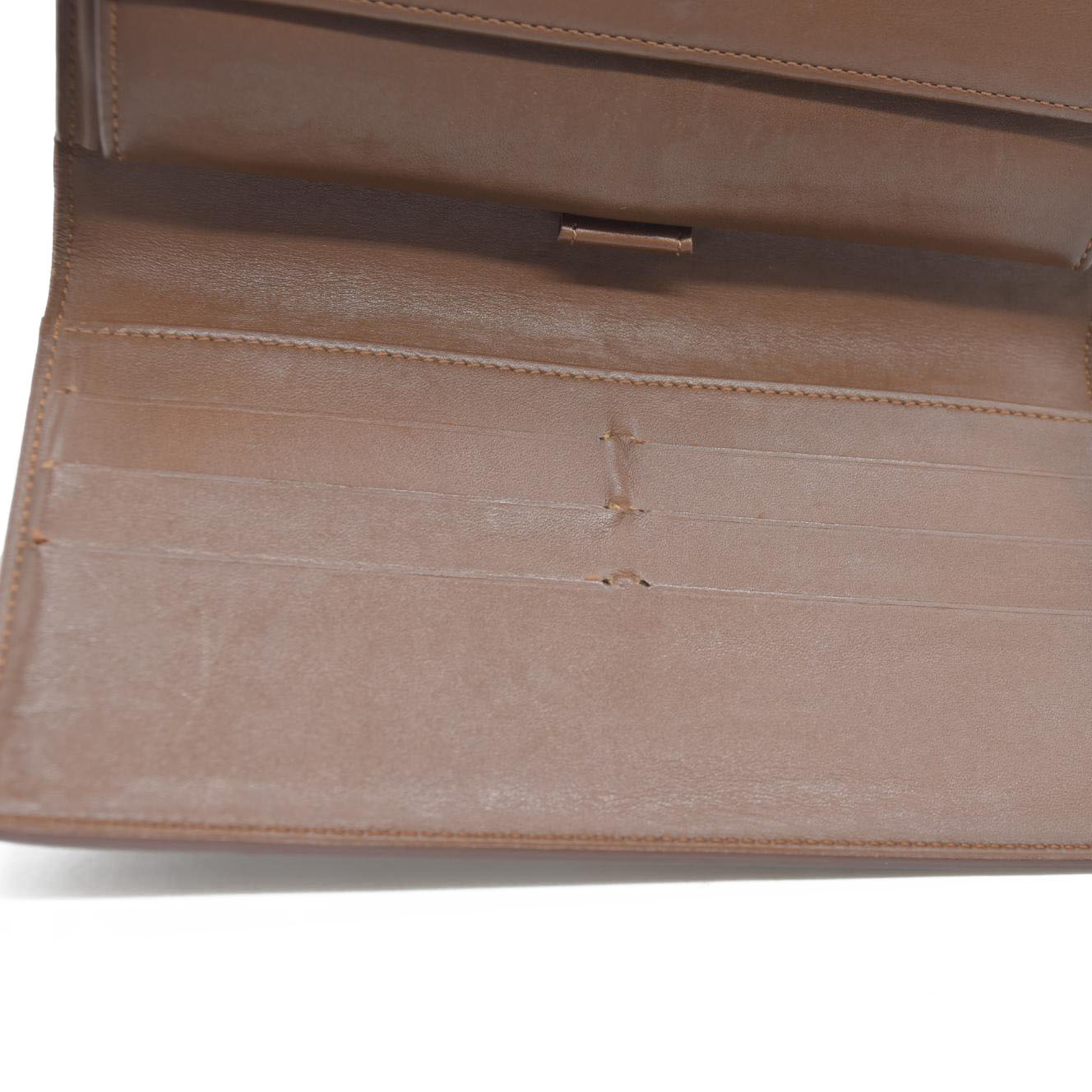 $840 LOUIS VUITTON Monogram Vernis Porte Tresor International Trifold Wallet