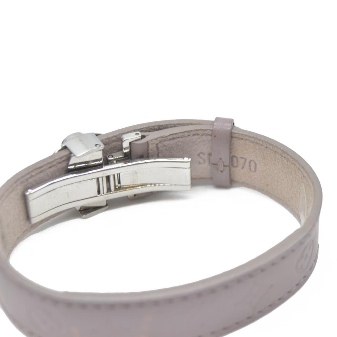 $475 Louis Vuitton Leather Epi Wish Wrap Bracelet SN0070