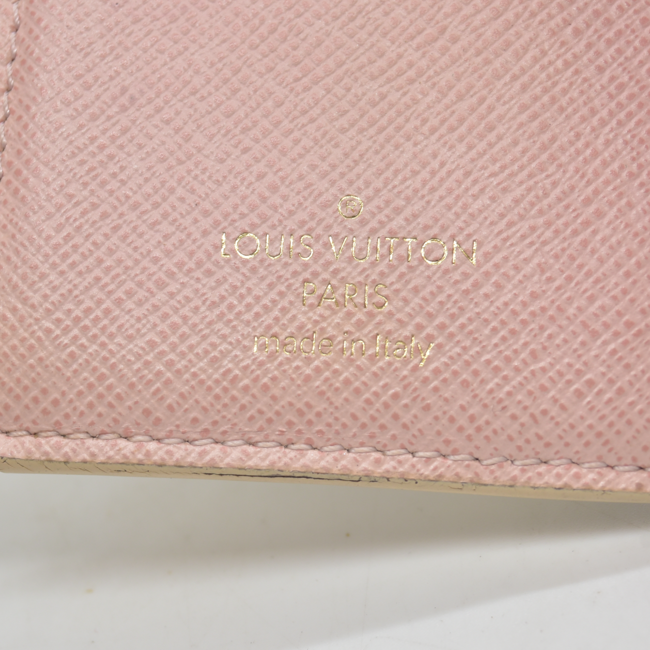 $625 2019 Louis Vuitton Damier Azur Rose Ballerine Victorine Wallet White Pink  FH4179