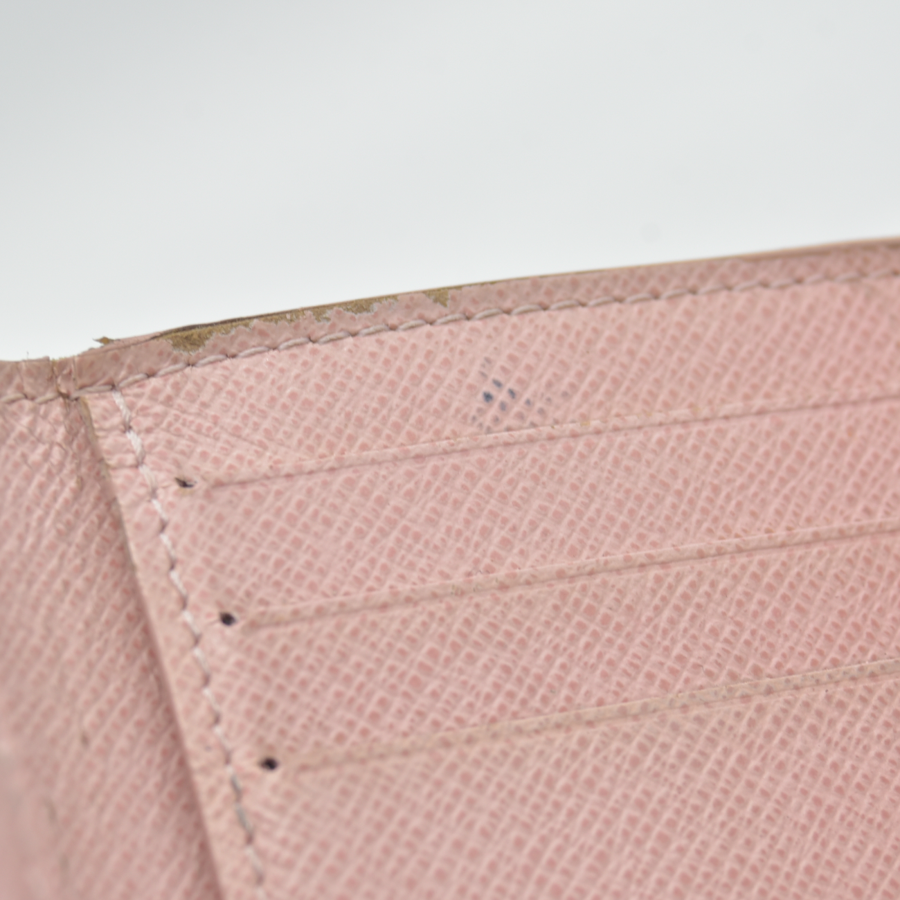 $625 2019 Louis Vuitton Damier Azur Rose Ballerine Victorine Wallet White Pink  FH4179