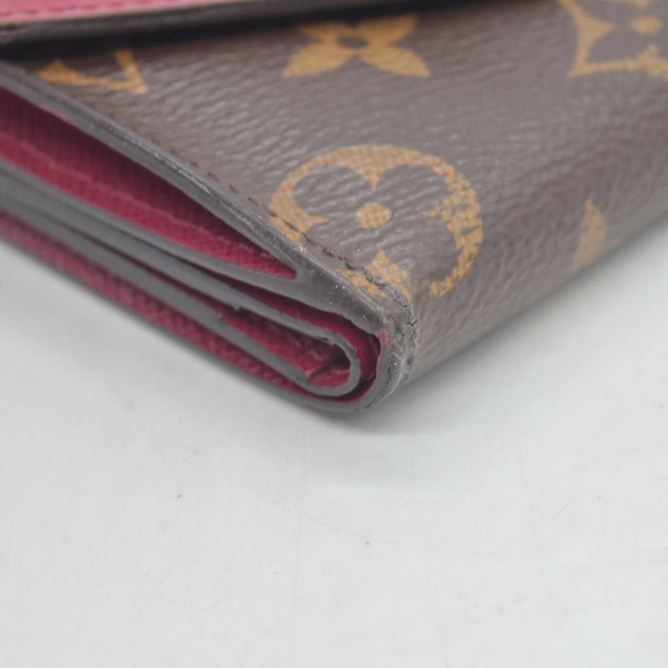 $535 2019 Louis Vuitton Monogram Zoe Wallet Fuchsia MI4189
