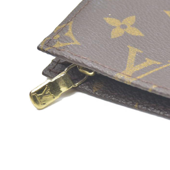 Louis Vuitton Monogram Toiletry Pouch 15 AR0995