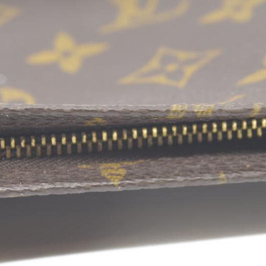 Louis Vuitton Monogram Toiletry Pouch 15 AR0995