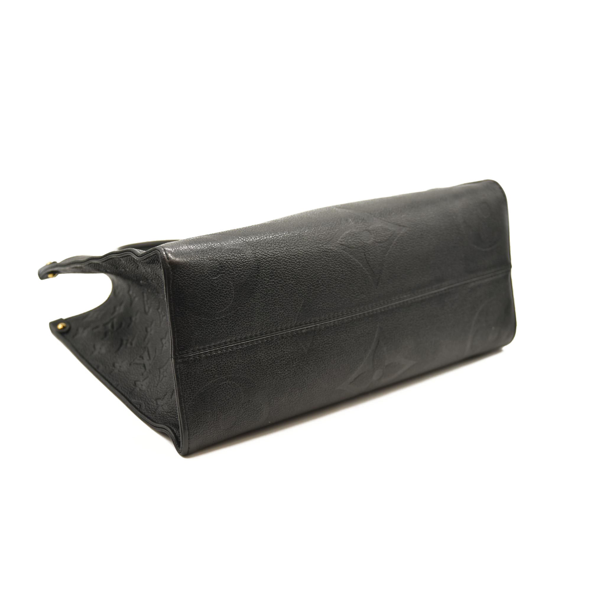 LOUIS VUITTON  Empreinte Monogram Giant Onthego MM Black