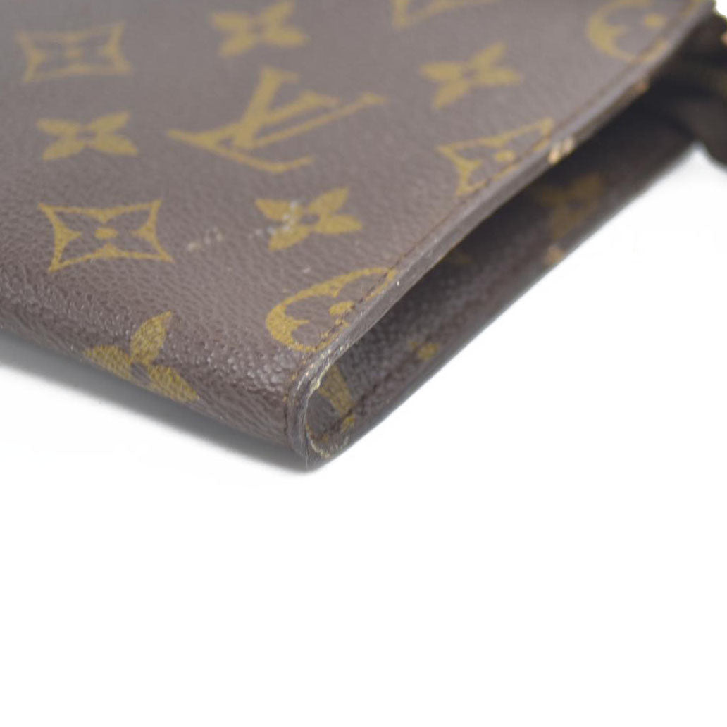 Louis Vuitton Monogram Toiletry Pouch 15 VI0998