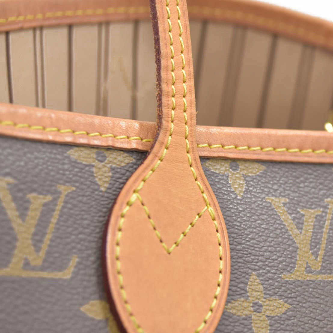$2170 Louis Vuitton 2021 LV Monogram Neverfull MM