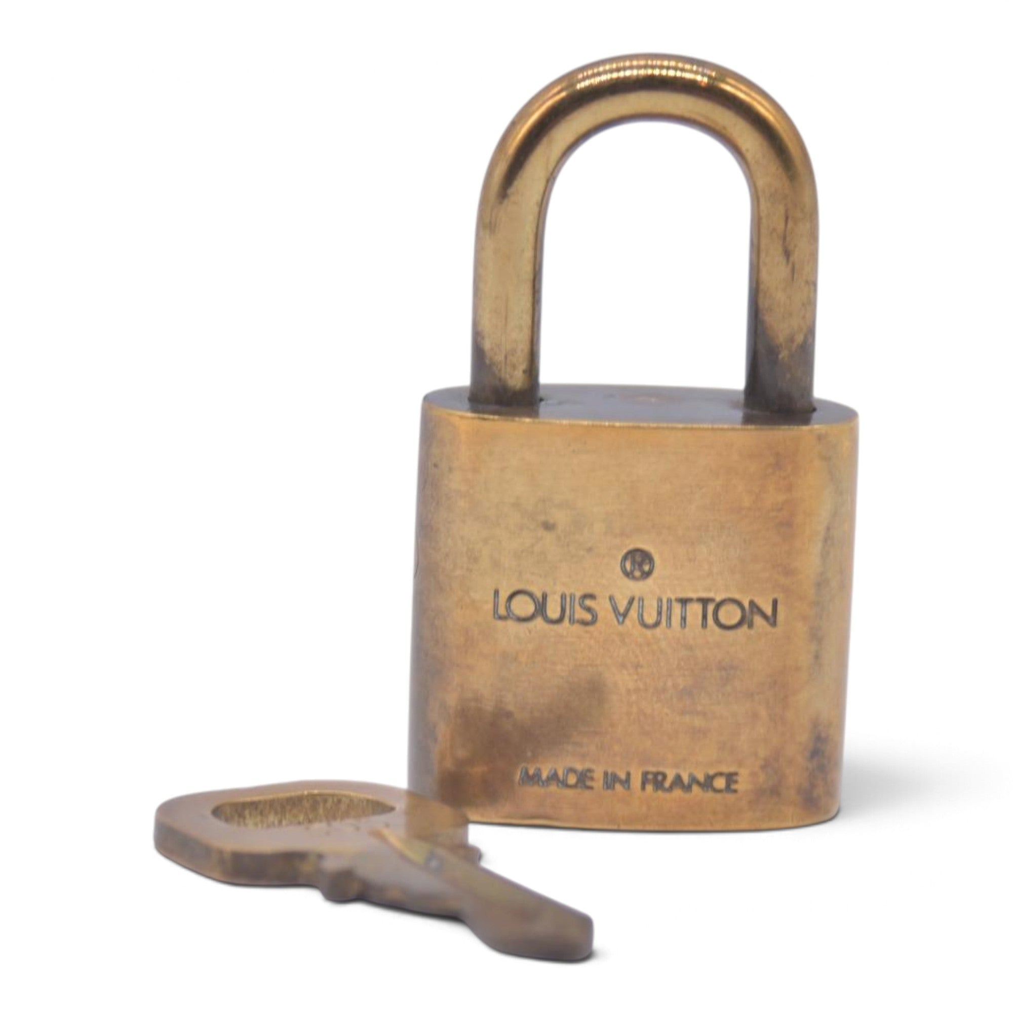 LOUIS VUITTON Lock and Key #305 CONSIGNMENT 10021497