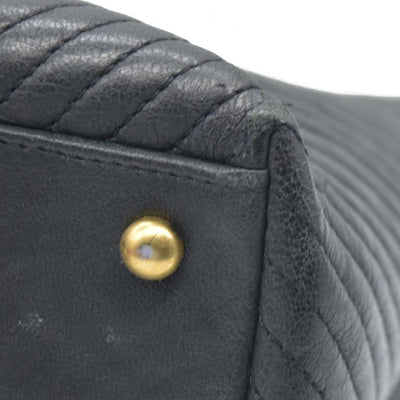 $4500 Chanel Large Surpique Chevron Tote