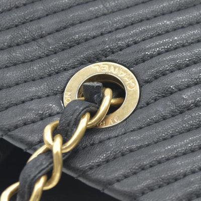 $4500 Chanel Large Surpique Chevron Tote