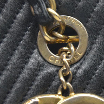 $4500 Chanel Large Surpique Chevron Tote